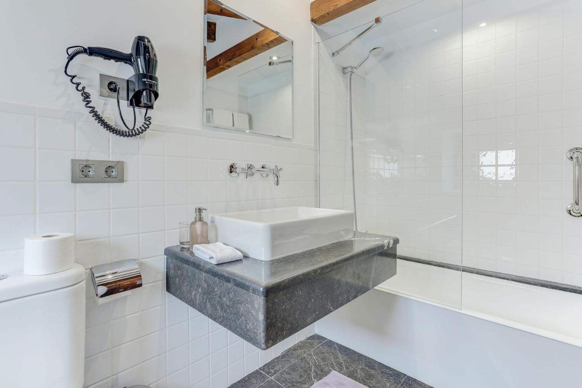 Bed & Breakfast Desbrull 3*